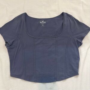 Hollister Seamed Curved-Hem Cropped Tee